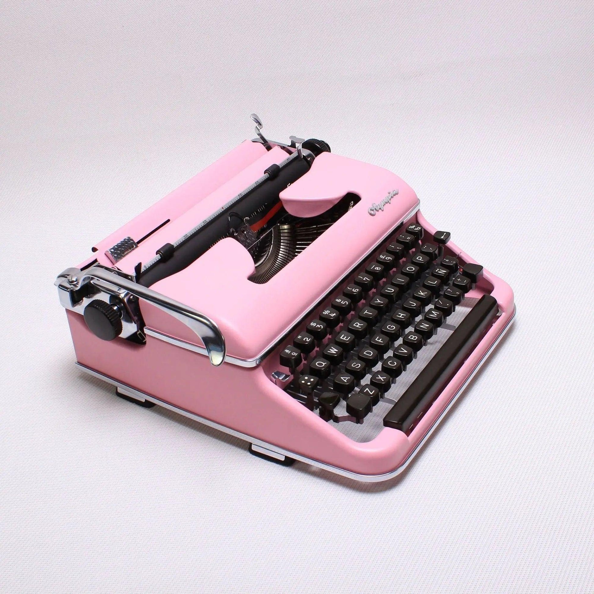 SOLD! Olympia SM Light Pink, Vintage Manual Typewriter, Restored - ElGranero Typewriter.Company