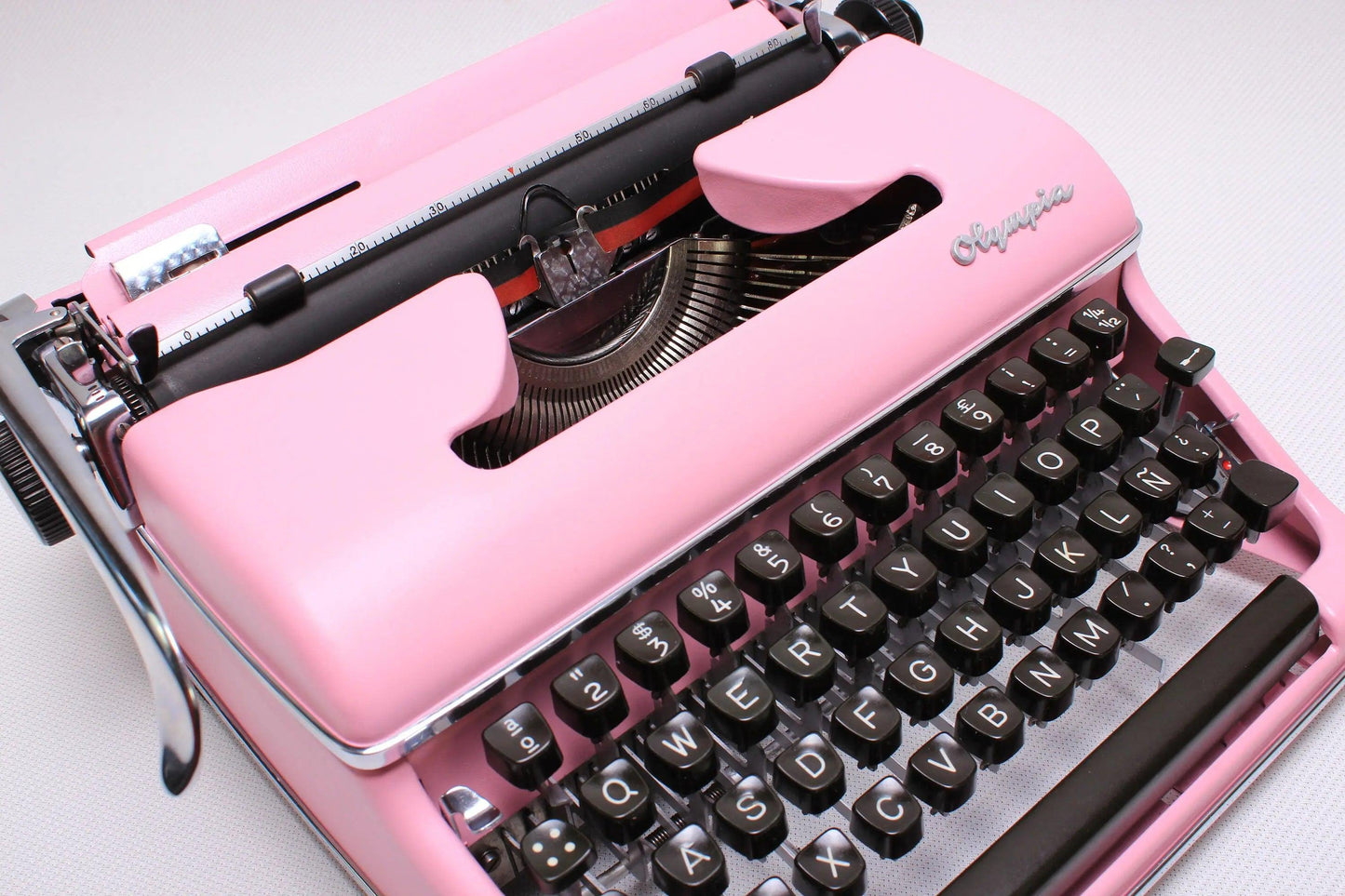 SOLD! Olympia SM Light Pink, Vintage Manual Typewriter, Restored - ElGranero Typewriter.Company