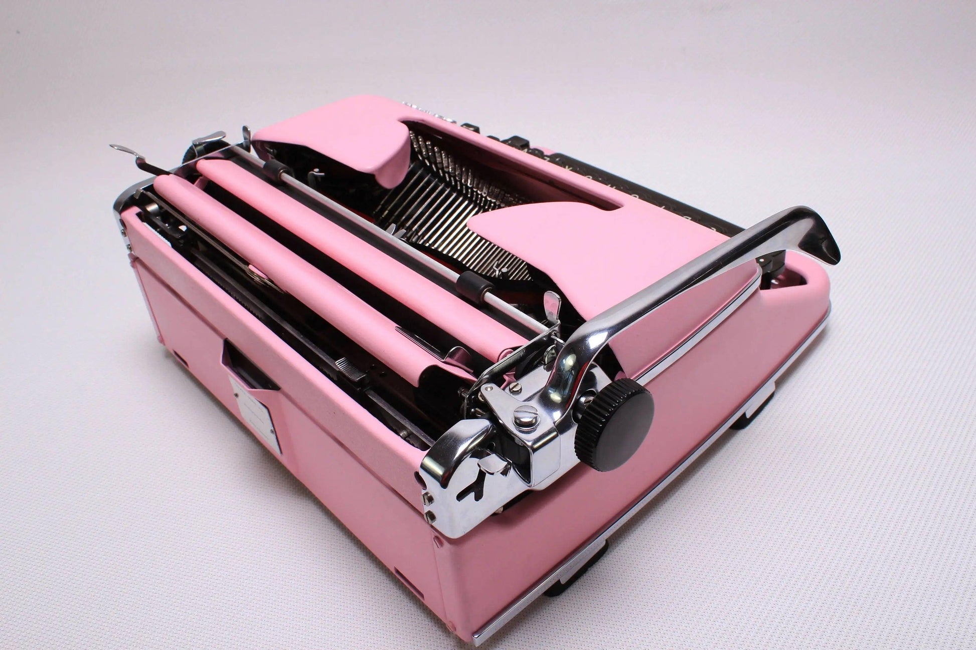 SOLD! Olympia SM Light Pink, Vintage Manual Typewriter, Restored - ElGranero Typewriter.Company