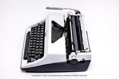 SOLD! Olympia SM White, Vintage Manual Typewriter, Restored - ElGranero Typewriter.Company