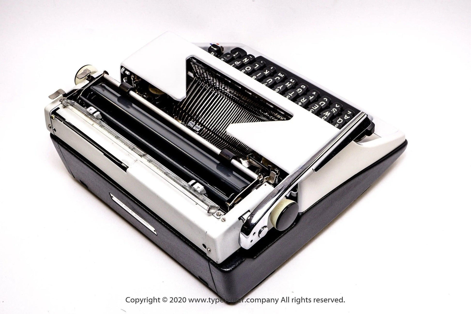 SOLD! Olympia SM White, Vintage Manual Typewriter, Restored - ElGranero Typewriter.Company
