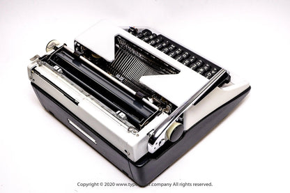 SOLD! Olympia SM White, Vintage Manual Typewriter, Restored - ElGranero Typewriter.Company