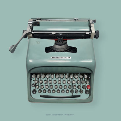 Pristine Olivetti Studio 44 Original Teal Vintage Typewriter, Refurbished - ElGranero Typewriter.Company
