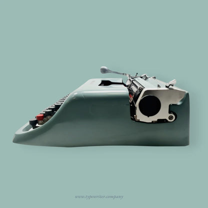 Pristine Olivetti Studio 44 Original Teal Vintage Typewriter, Refurbished - ElGranero Typewriter.Company