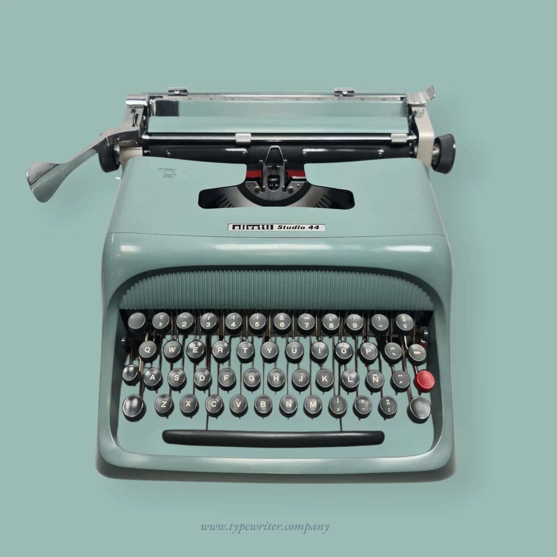 Pristine Olivetti Studio 44 Original Teal Vintage Typewriter, Refurbished - ElGranero Typewriter.Company