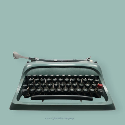 Pristine Olivetti Studio 44 Original Teal Vintage Typewriter, Refurbished - ElGranero Typewriter.Company