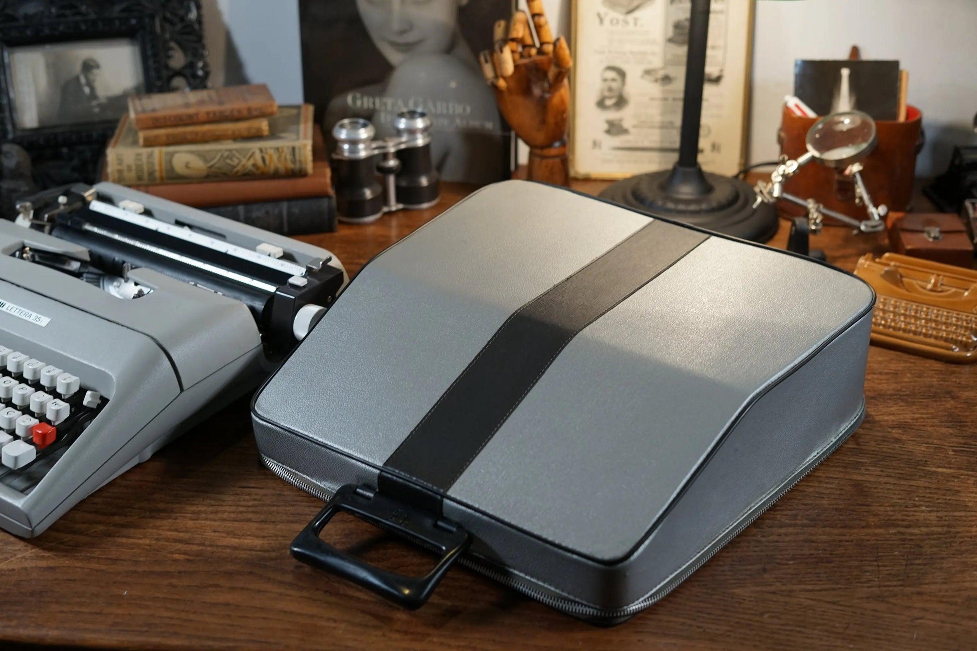 SOLD! Olivetti Lettera 35i Typewriter + Rare Carrying Case, Vintage, Restored - ElGranero Typewriter.Company