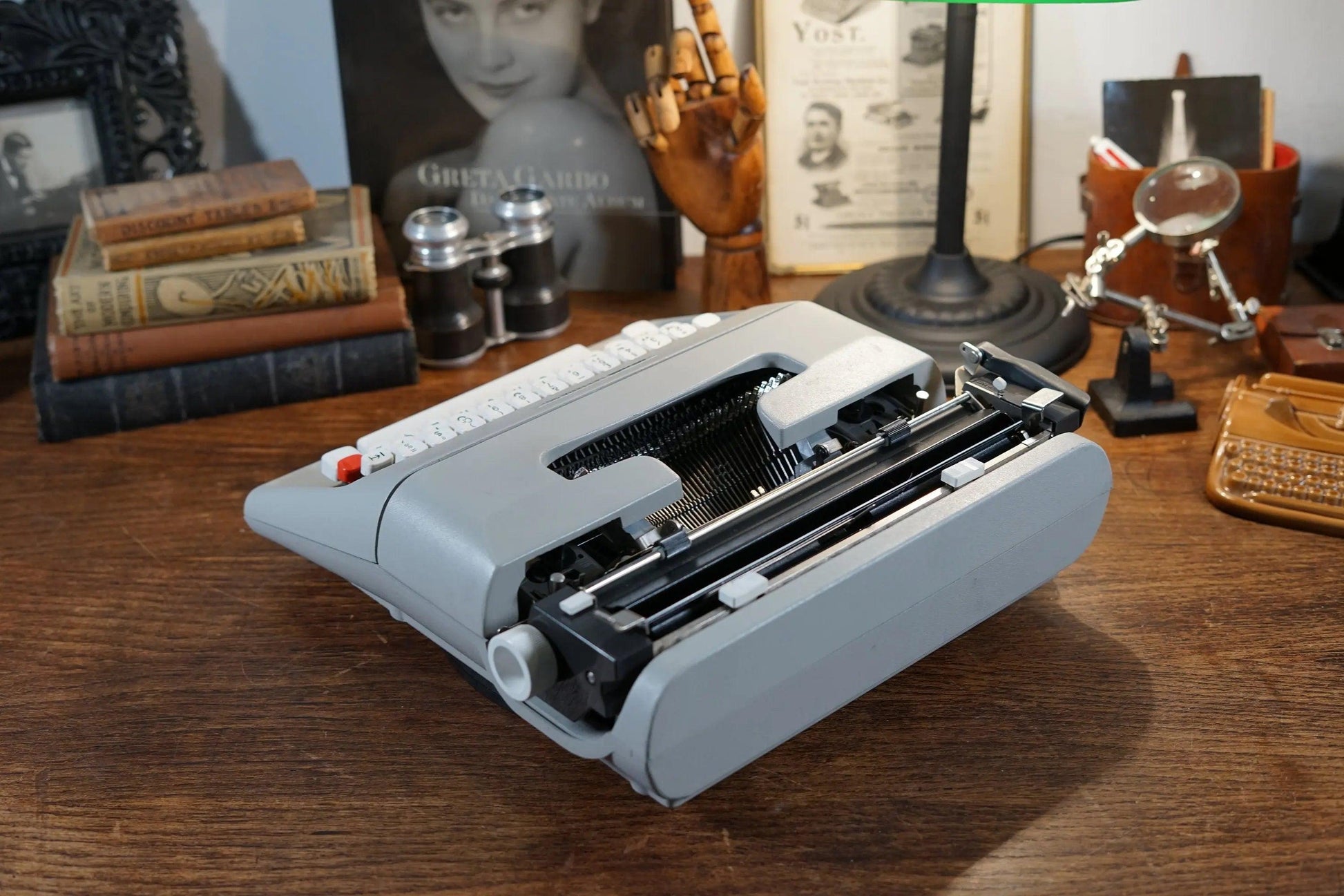 SOLD! Olivetti Lettera 35i Typewriter + Rare Carrying Case, Vintage, Restored - ElGranero Typewriter.Company
