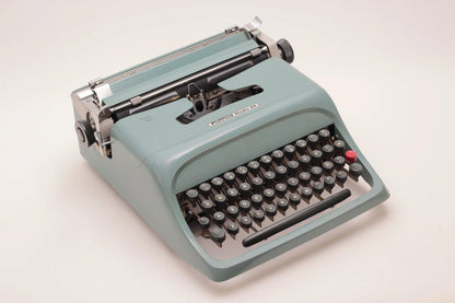 Olivetti Studio 44 Original Blue Vintage Manual Typewriter, Refurbished - ElGranero Typewriter.Company