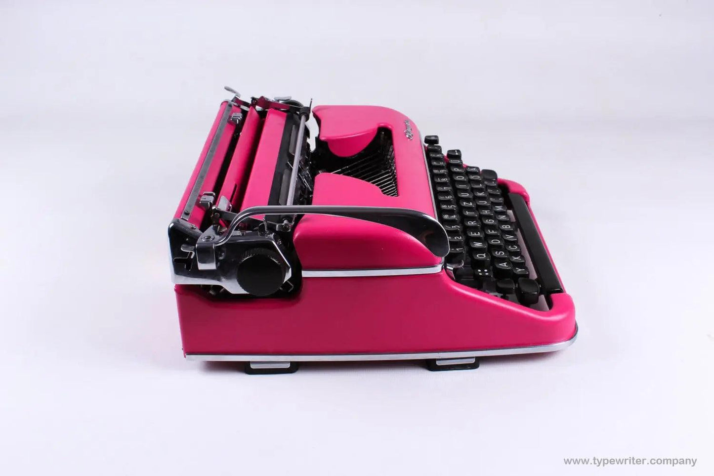 SOLD! Olympia SM3 Dark Pink, Vintage QWERTZ Typewriter, Refurbished - ElGranero Typewriter.Company