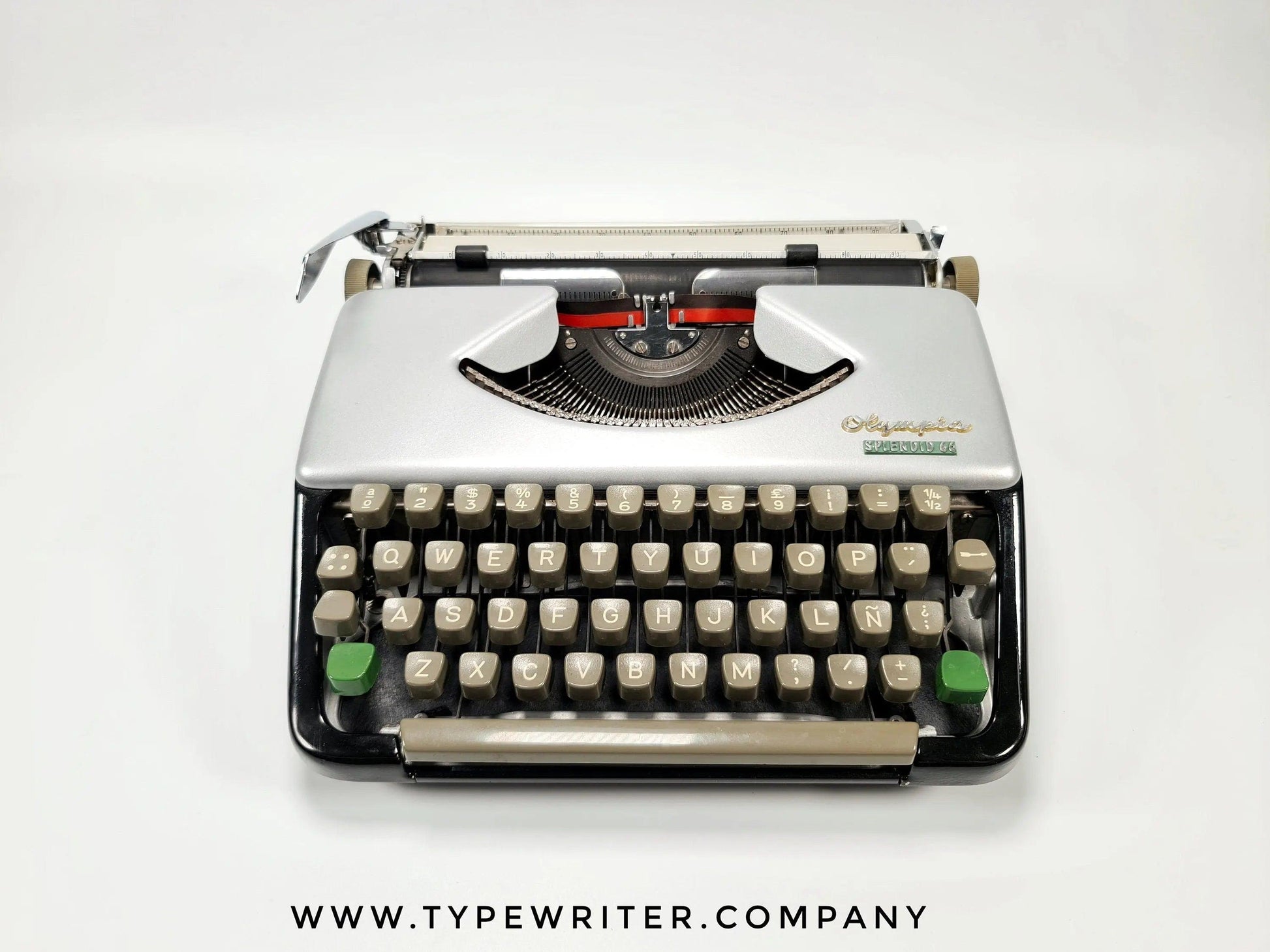 SOLD! Olympia Splendid 33 Silver, Vintage Manual Typewriter, Restored - ElGranero Typewriter.Company