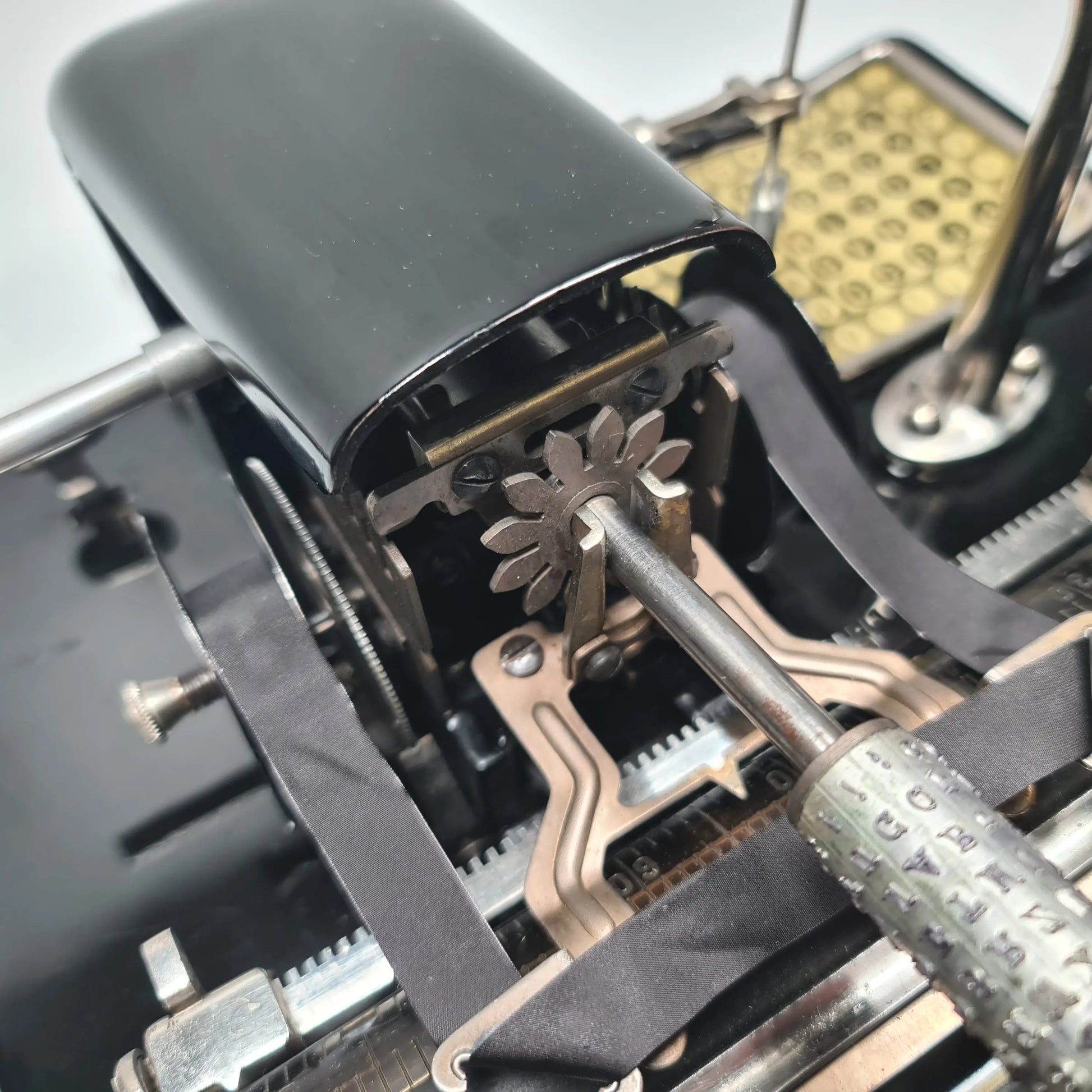 SOLD! Mignon Typewriter Nº4 Index Antique, Refurbished, with Case - ElGranero Typewriter.Company