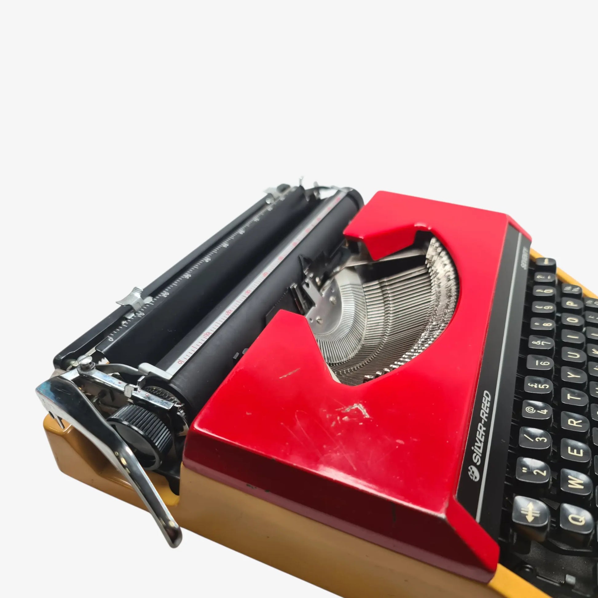 Silver-Reed Seventy- Restored 1970s Portable Typewriter (QWERTY, Elite Typeface)  ElGranero Typewriter.Company