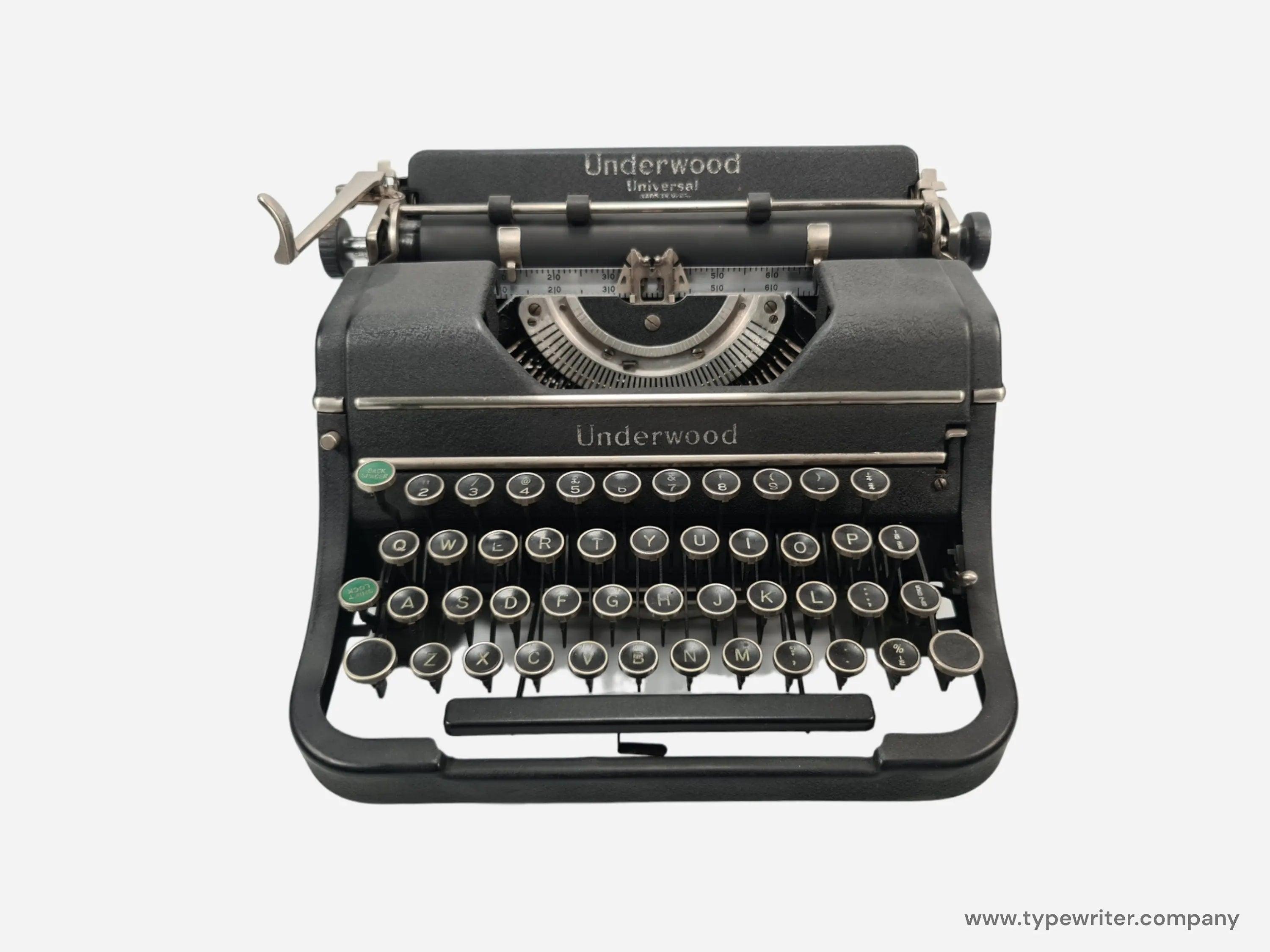 Underwood Universal, Black Manual Vintage Typewriter