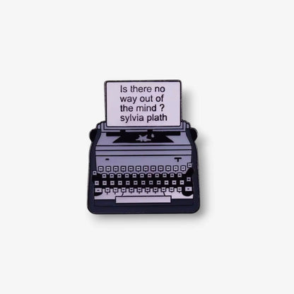 Vintage Typewriter Enamel Pin - Gift for Writer -  Souvenir - Typewriter Pin ElGranero Typewriter.Company